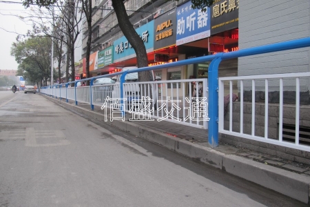 和田道路护栏安装