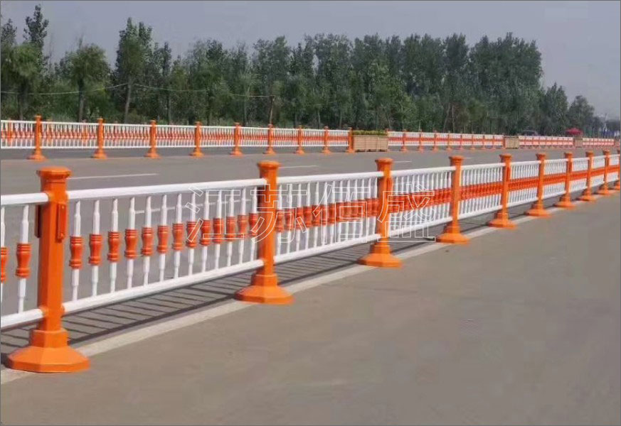 道路护栏安装